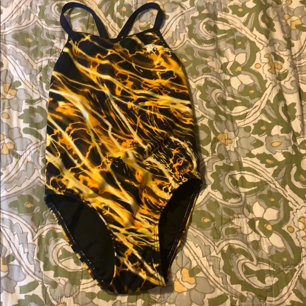 Competition swim suit